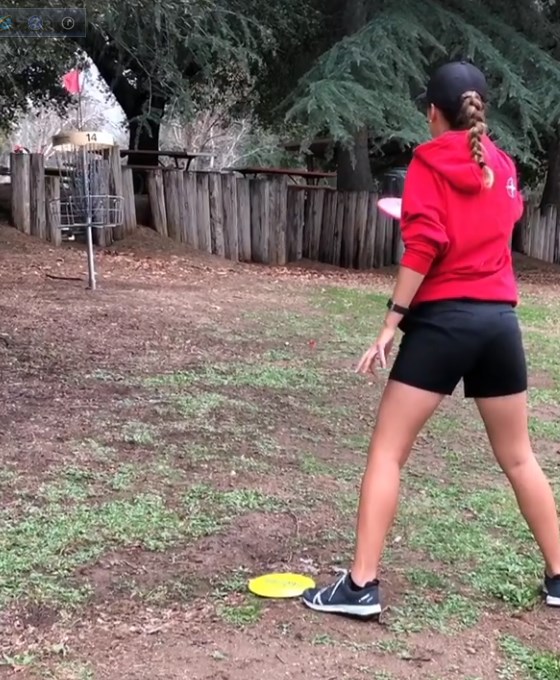 how to putt in disc golf